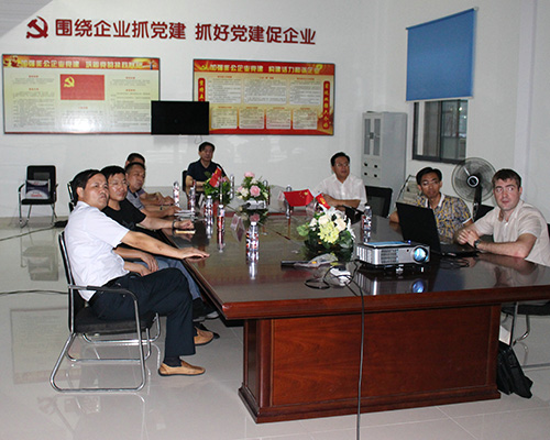 公司引資引智，政府把關鼓勵